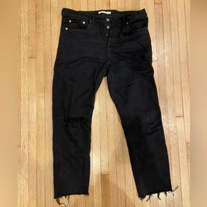 Women's Black Levi's Wedgie Fray Hem Jeans